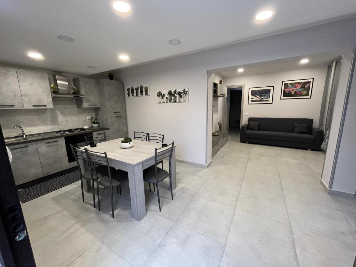 Apartamento Baciati Dal Sole Catania Exterior foto